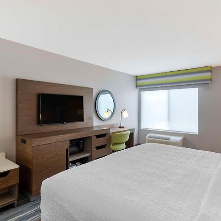 Hampton Inn Fort Collins Exteriör bild
