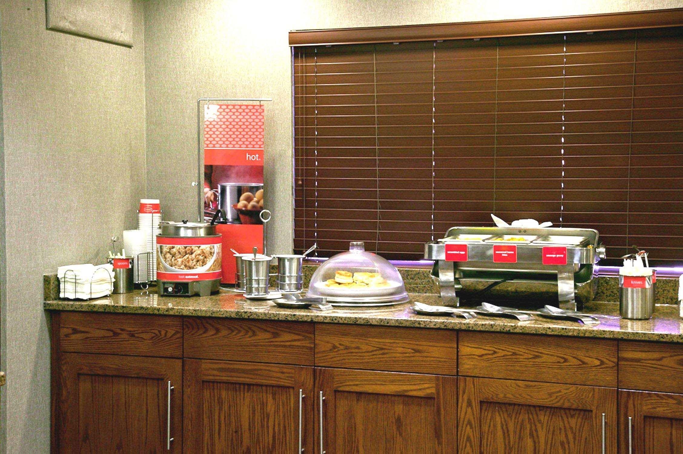 Hampton Inn Fort Collins Exteriör bild