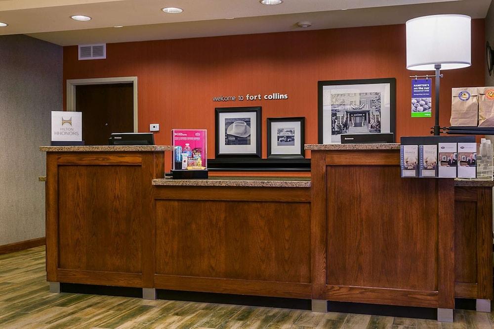 Hampton Inn Fort Collins Exteriör bild