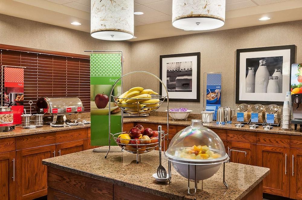 Hampton Inn Fort Collins Exteriör bild