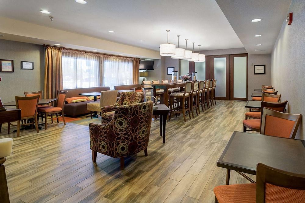 Hampton Inn Fort Collins Exteriör bild
